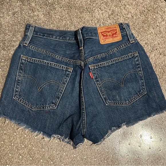 LEVI’s 501 Original Fit High Rise Distressed Western Daisy Duke Shorts Sz. 26 - Picture 3 of 10